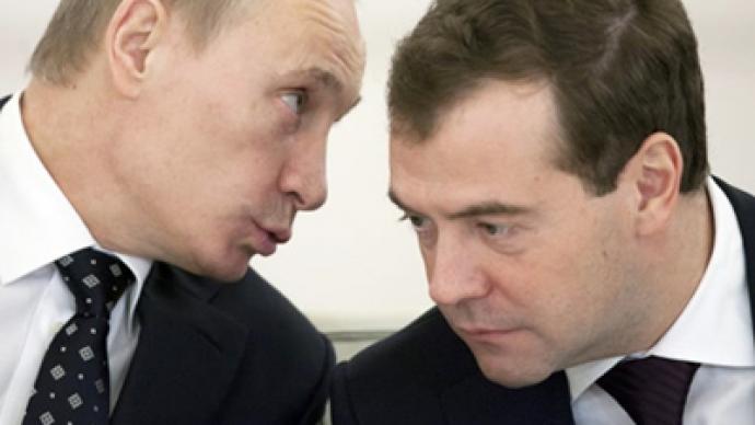 United Russia to use names of Medvedev, Putin in election campaigns
