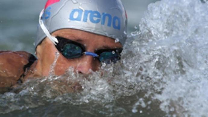 Russia grabs medal count lead at Euro Aquatics