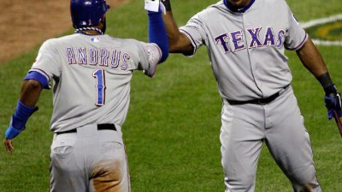 Texas level with St Louis in World Series finals