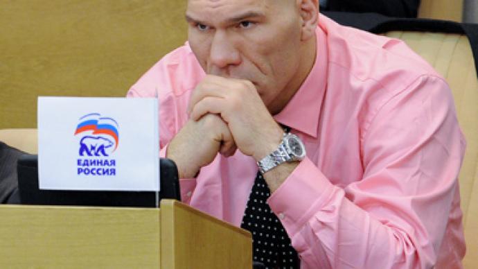 Valuev against equalling fighters’ fists to fire arms