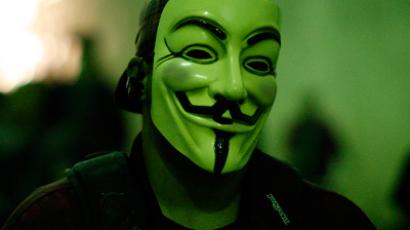 Anonymous-tied hacktivist faces prison for sharing link