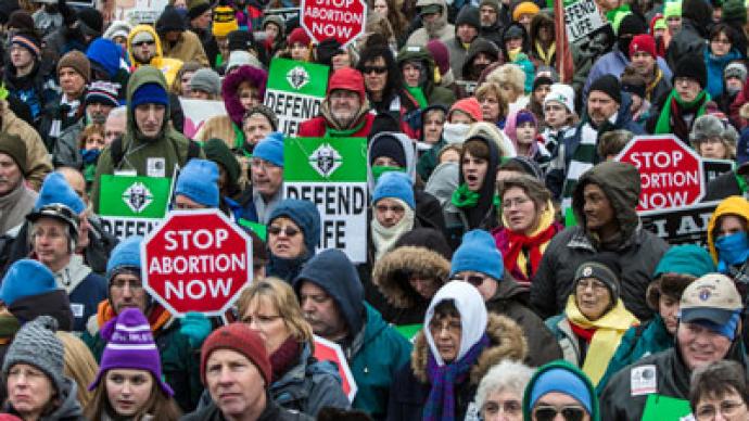 Tens of thousands march in Washington anti-abortion rally