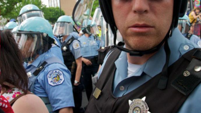 Chicago cops threaten to revoke First Amendment rights from journalists