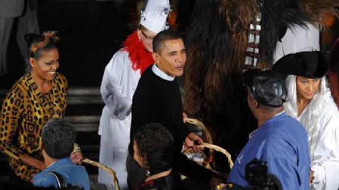 Obamas’ lavish Halloween party amid American crisis 