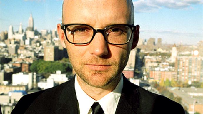 Moby protests against US budget cuts