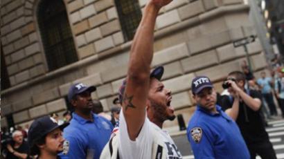 Hundreds arrested, but Occupy Wall Street continues