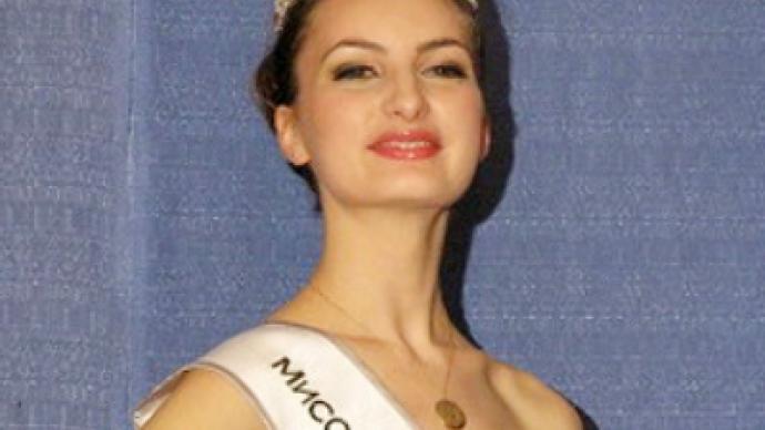 Russian beauty wins American pageant 