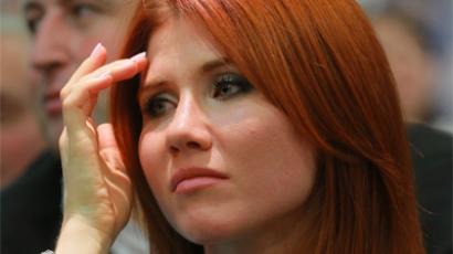 Did Russia's sexy spy, Anna Chapman, seduce an Obama official?