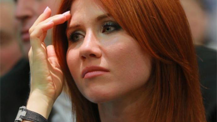Did Russia's sexy spy, Anna Chapman, seduce an Obama official?