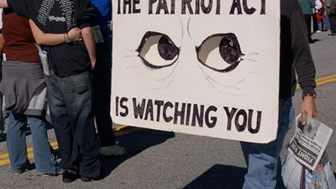 US extends controversial Patriot Act