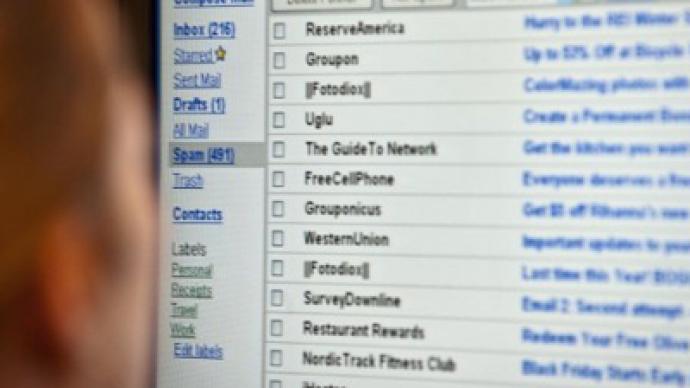 How the government reads your emails without a warrant