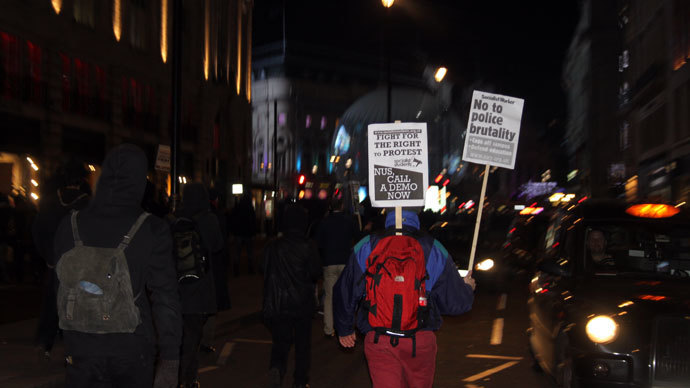Thousands of UK students march in âCops off Campusâ protest on December 12, 2013 (Photo by Sara Firth, RT)