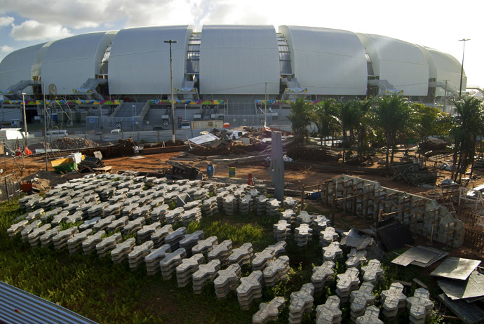 A view of the unfinished exterior of the Dunas Arena soccer stadium in Natal, June 7, 2014. (Reuters/Leo Carioca)