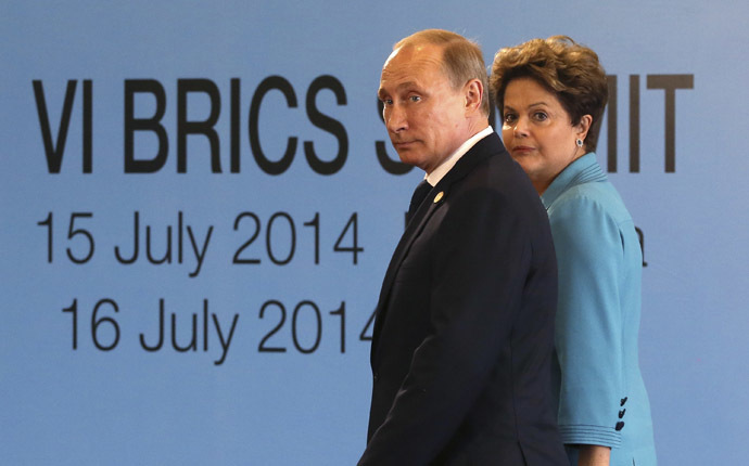 Brazil's President Dilma Rousseff (R) walks with Russian President Vladimir Putin. (Reuters/Nacho Doce)