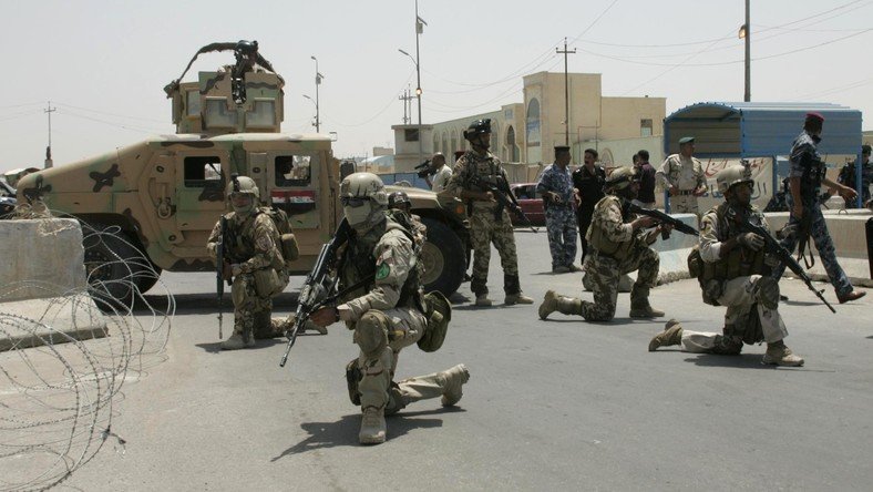 Irak : L’EI lance des attaques suicides sur les bases militaires à présence américaine