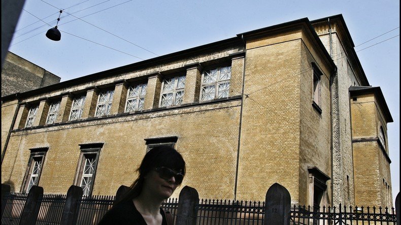 Une synagogue prise d'assaut à Copenhague, un mort et deux blessés, le suspect toujours en fuite