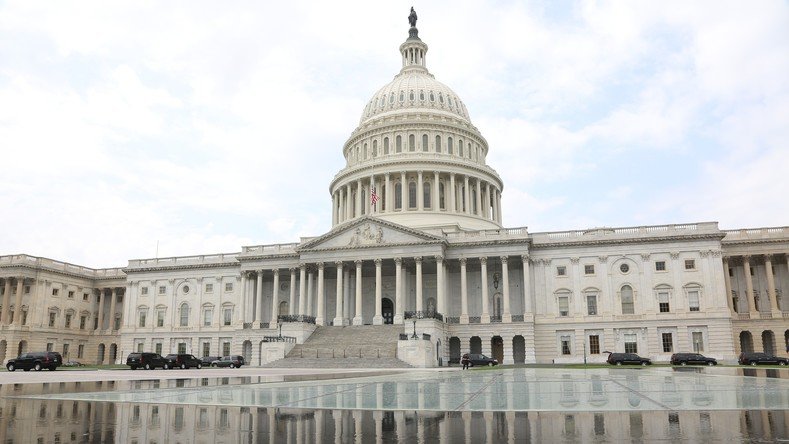 Les Etats-Unis envoient 300 formateurs militaires en Ukraine