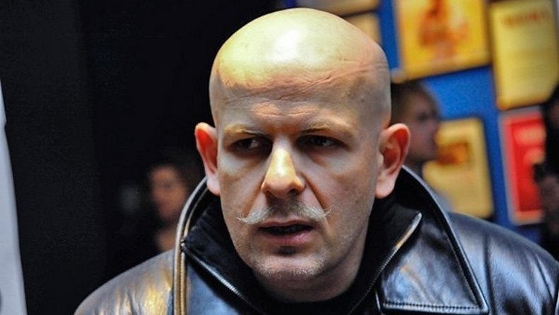Oles Bouzina, présentateur ukrainien, connu pour sa critique envers Kiev, a été abattu