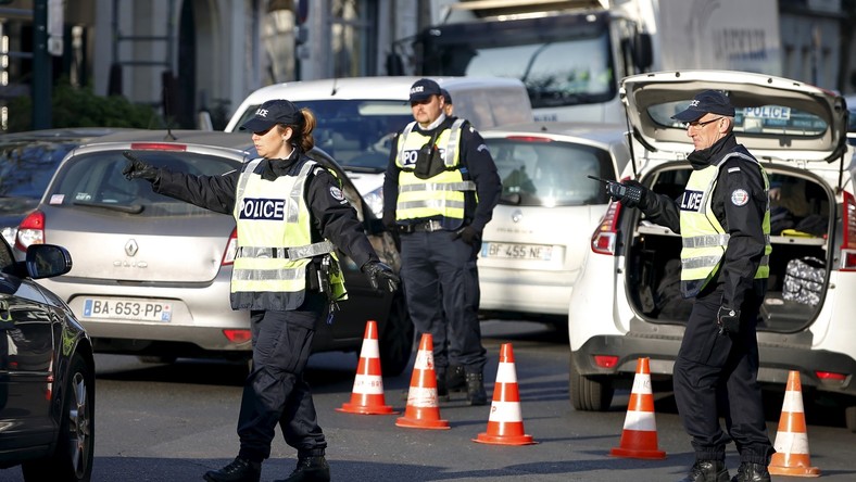 Des attentats contre des églises déjoués par hasard à Paris