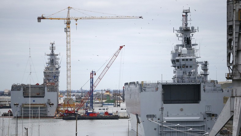 Jacques Sapir : qu'elle livre les Mistral ou non, la France sera perdante