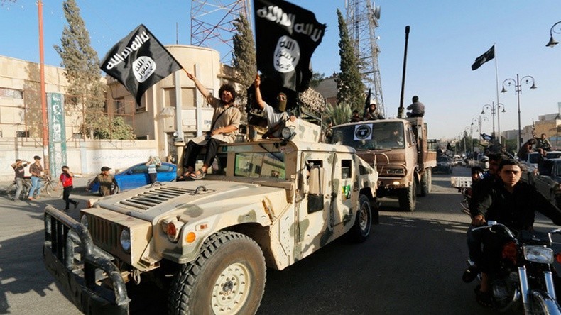 Tout ce dont une jeune famille a besoin : Daesh offre à ses combattants leur lune de miel