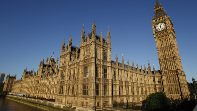 Un projet de référendum sur la sortie de l’UE en étude au parlement britannique