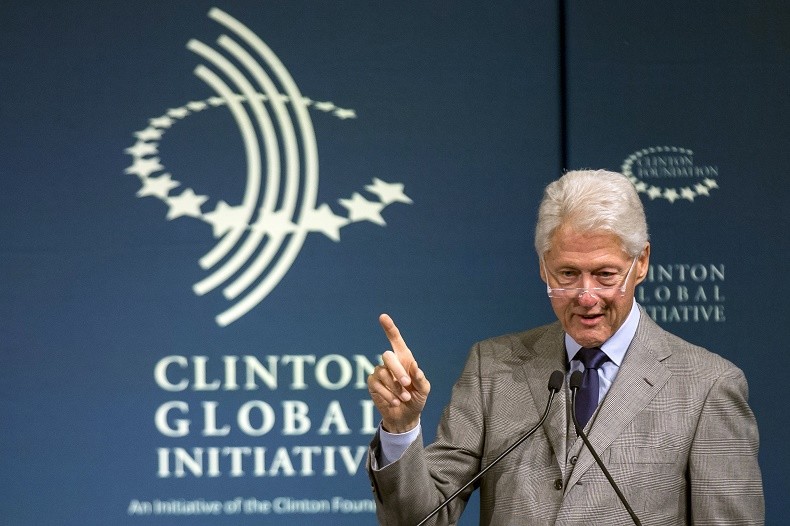 L'Arabie saoudite, le Qatar, parmi les douteux donateurs de la Fondation Clinton