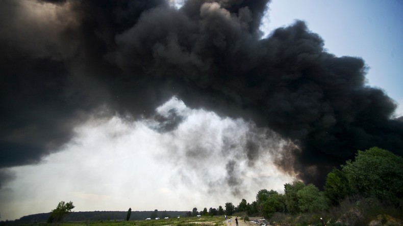 Les pompiers luttent contre le plus grave incendie de l’histoire ukrainienne