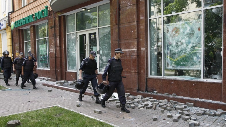 Deux explosions à Kiev devant des succursales de la plus grande banque russe