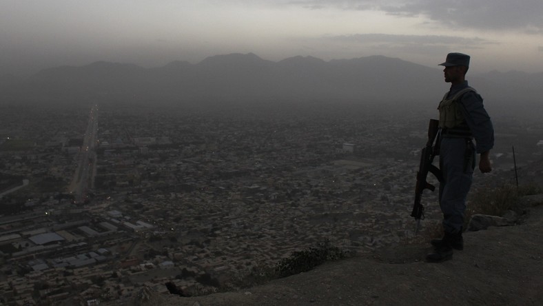 Les talibans revendiquent l'attentat du Parlement afghan à Kaboul