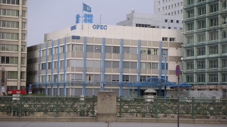 Russie et OPEP attendent une stabilisation des prix du pétrole vers 2016