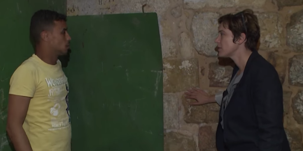 Maison divisée : Israéliens et Palestiniens vivent sous le même toit, séparés par un mur de briques