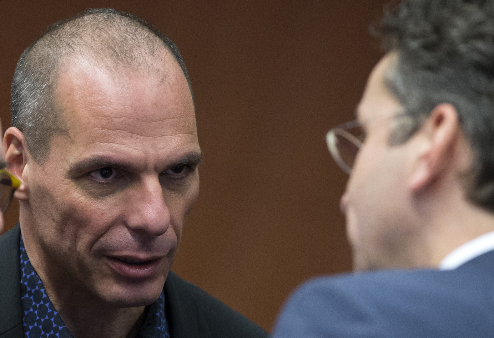 «Il ne négocie pas, il déchire !» Varoufakis, l’(ex-)ministre des Finances le plus cool