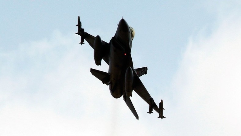 Les Etats-Unis envoient six avions de chasse en Turquie pour lutter contre Daesh