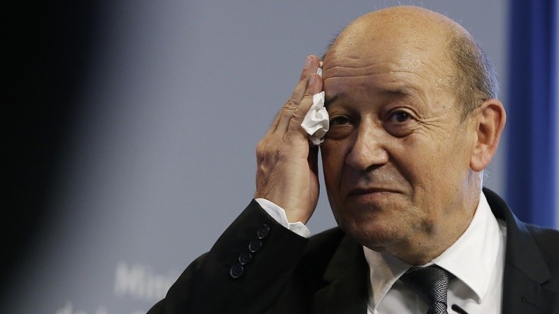 «Allô, c'est Jean-Yves le Drian», l'arnaque était au bout du fil