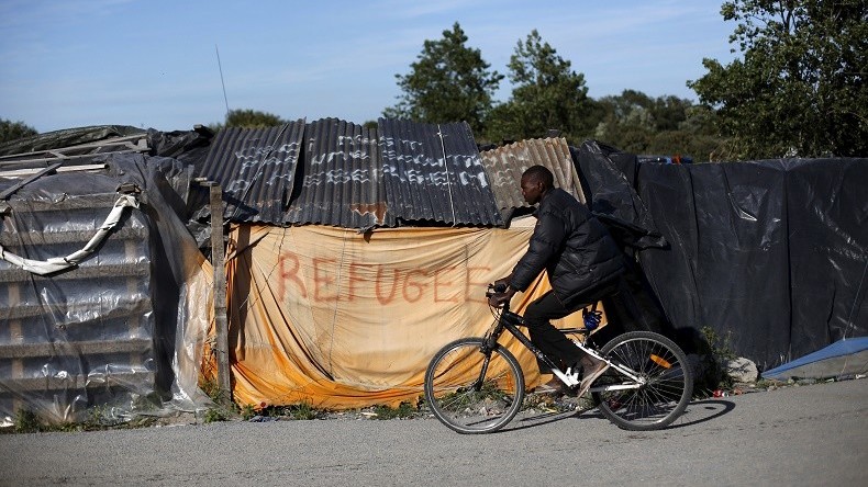 Migrants: la mairie de Calais réclame 50 millions d'euros à la France et à la Grande-Bretagne