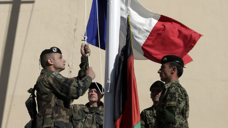 Si la France a quitté l'Afghanistan en décembre 2014, de nombreux interprètes ayant travaillé avec l'armée restent sur place et sont la cible de menaces.