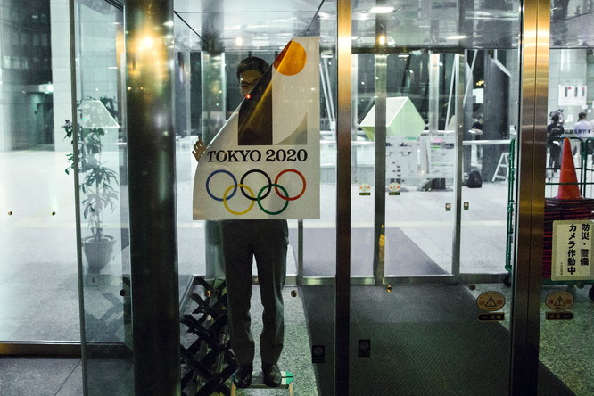 A cinq ans des Jeux Olympiques 2020, Tokyo englué dans de nombreuses polémiques