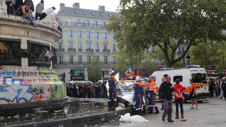 Techno Parade : mort d'un jeune homme tombé du haut de la statue de la République à Paris