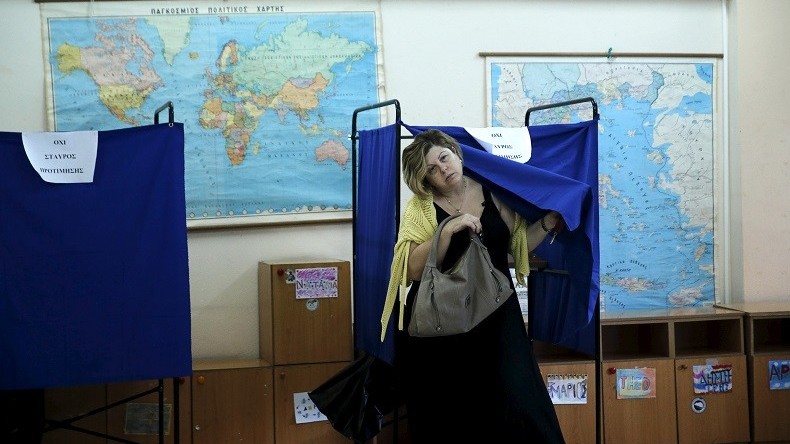 Elections grecques : légère avance de Tsipras dans un climat d'incertitude