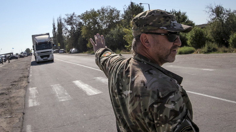 Tatars, Secteur droit et ministère de l’Intérieur opèrent le blocus commercial de la Crimée