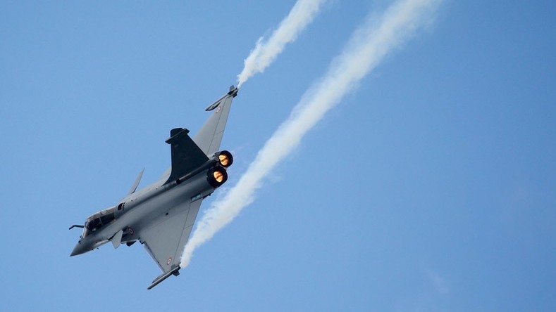 La France a fait ses premières frappes aériennes contre Daesh en Syrie