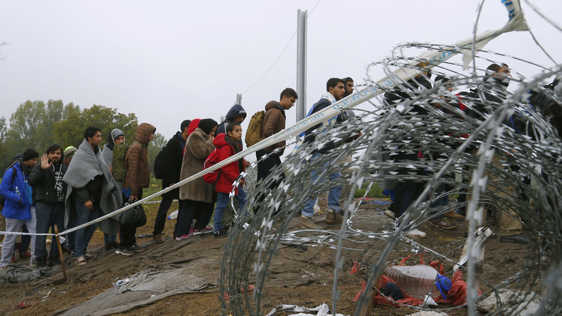 Migrants : la Hongrie va fermer sa frontière avec la Croatie cette nuit