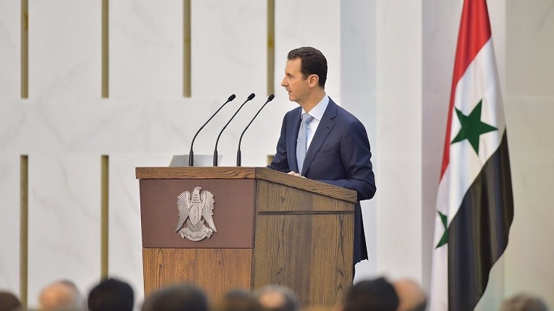 La France soutient les groupes terroristes en Syrie, estime Bachar el-Assad