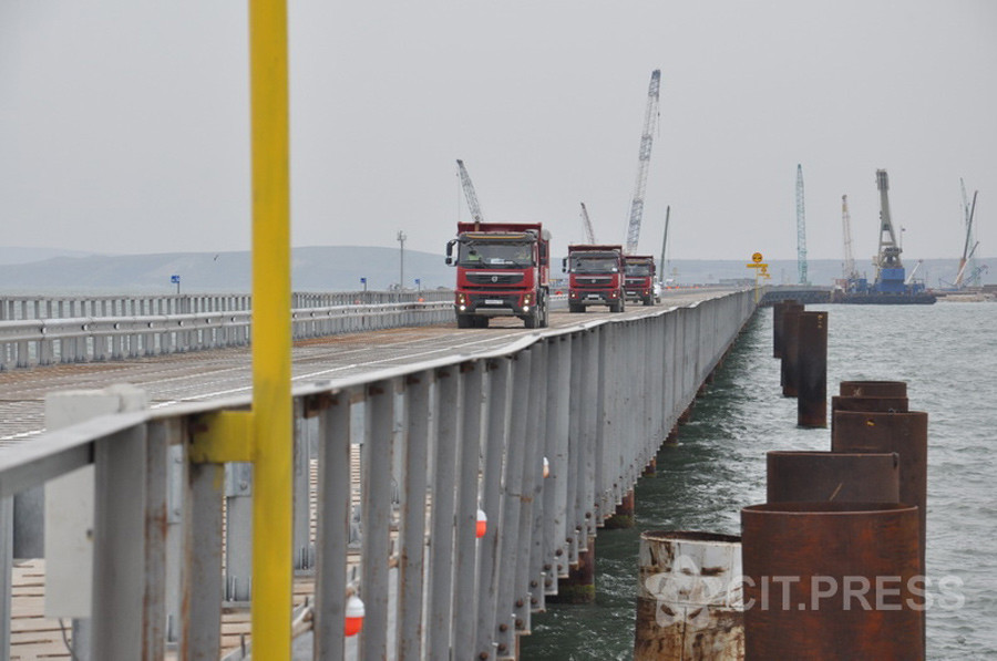 Le pont entre la Russie et la Crimée bientôt mis en service?