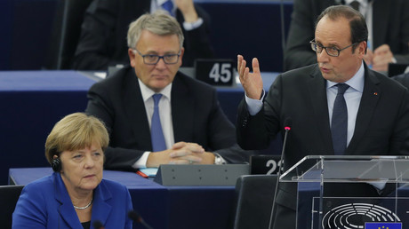 Le président français François Hollande s'adresse au Parlement européen