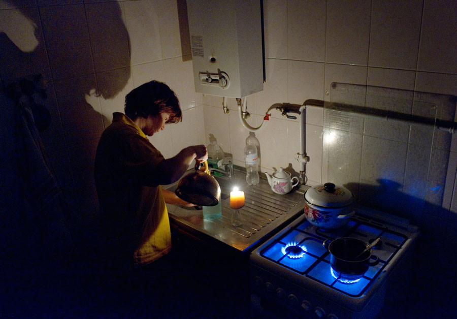 Au moins 1,7 million de Criméens sans électricité (PHOTOS) 