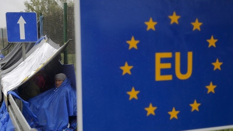 Après la Slovaquie, la Hongrie porte plainte contre les quotas européens de migrants