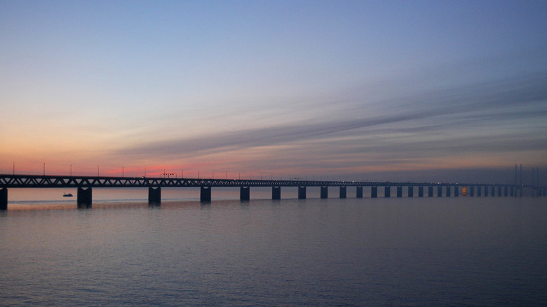 La Suède souhaite arrêter le trafic sur le pont vers le Danemark à cause de la crise migratoire