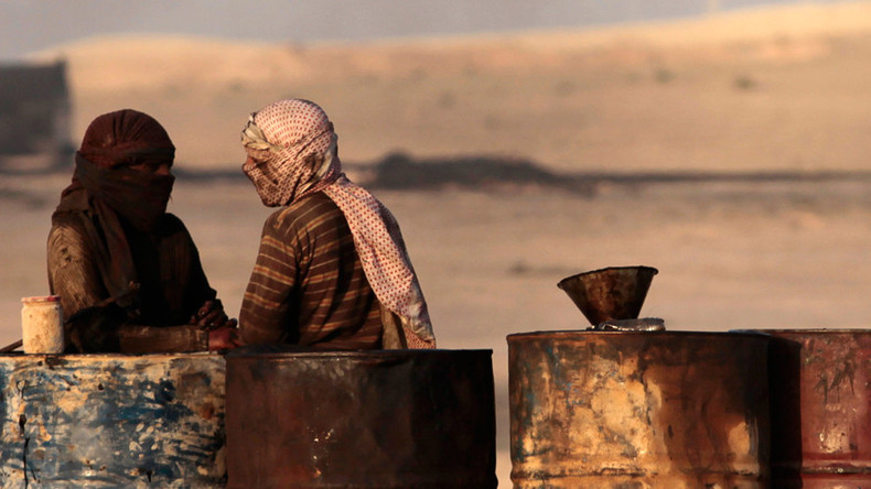 La plupart du pétrole trafiqué par Daesh serait livré à la Turquie pour y être vendu à bas prix